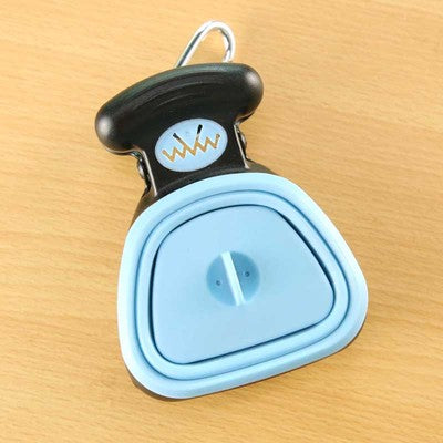 Portable Dog Pooper Scooper – Foldable & Hygienic Cleanup Tool