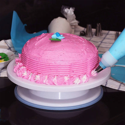 Start Decorating Cakes Like a Pro at Home (Even If You’re a Beginner)